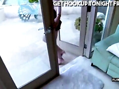 Enthousiasteling, Anaal, Grote mammen, Blond, Diep in de keel, Fetisj, Gezichtspunt, Trio