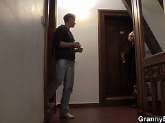 Blonde, Mamie, Mature, Mère que j'aimerais baiser, Maman, Réalité, Chevaucher