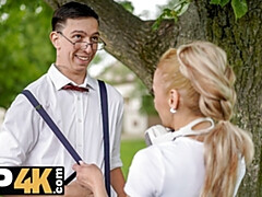 Blond, Oudere vrouw, Tsjechisch, Hardcore, Hd, Rijpe lesbienne, Moeder die ik wil neuken, Verleid