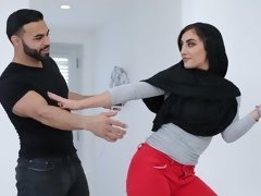 Culo grande, Tetas grandes, Morena, Estilo perrito, Dominación, Peludo, Madres para coger, Gritar