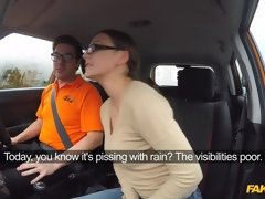 Leie, In den arsch, Blasen, Auto, Hundestellung, Aufs gesicht abspritzen, Handjob, Im freien