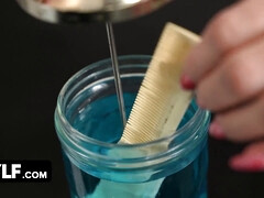 Grote mammen, Oudere vrouw, Lul, Vies, Handbeurt, Hardcore, Masseren, Gezichtspunt