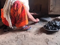 18 ans, Asiatique, Plantureuse, Collège université, De plein air, Séduite, Suçant, Professeur