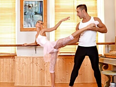 Kont, Grote lul, Pijpbeurt, Bruinharig, Hondjeshouding, Voeten fetish, Natuurlijke tieten, Mager