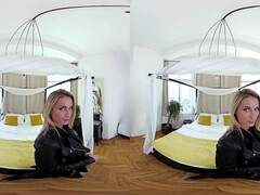 Grote mammen, Blond, Rondborstig, Fetisj, Natuurlijke tieten, Gezichtspunt, Alleen, Tieten likken