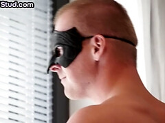 Masked and muscular str8 solo jerks cock until cumshot