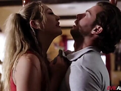 Анальный секс, Большие сиськи, Брюнетки, Глубокая глотка, Собачьи, Лизание, Натуральные сиськи, Киски