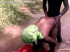 Belle grosse femme bgf, Fétiche, Doigter, Léchez, Seins naturels, Public, Chatte, Tabou