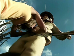 Gros seins, Blonde, Plantureuse, Hard, Seins naturels, De plein air, Nénés, Rétro ancien