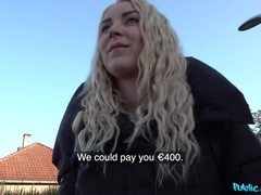 Amerikaans, Blond, Natuurlijke tieten, Kut duiken, Kort haar, Rok, String, Tieten likken