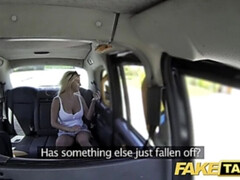 Grote mammen, Pijpbeurt, Brits, Kokhalzen, Moeder die ik wil neuken, Buiten, Gezichtspunt, Openbaar