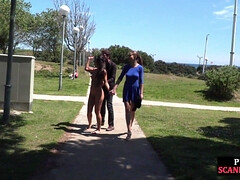 Bruinharig, Dominatie, Hardcore, Naakt, Natuurlijke tieten, Buiten, Openbaar, Tieten likken