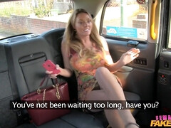 Большие сиськи, Британки, Пальцем, Хд, Лесбиянка, Лизание, Киски, Реалити