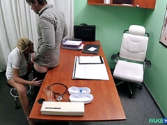 Engañando, Pareja, Estilo perrito, Pajear, Oficina, Coño, Uniforme, Voyeur