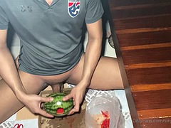 Damn fruit