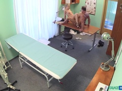 Amateur, Pareja, Médico, Estilo perrito, Lamidas, Enfermera, Oficina, Coño