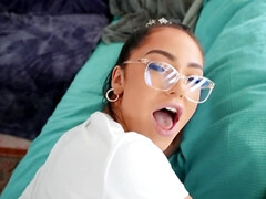 Amateur, Culo, Mamada, Novia, Gafas, Masturbación, Tatuaje, Adolescente