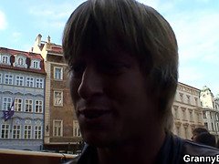 Blasen, Geile alte tussi, Kehlenfick, Oma, Masturbation, Milf, Mutti, Stiefmutter