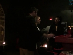 Blonde, Brunette brune, Européenne, Groupe, Hard, Lesbienne, Jarretelles