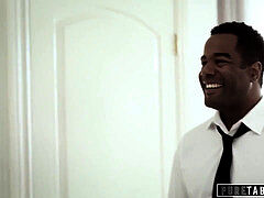 Grosser schwanz, Schwarz, Taboo