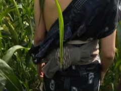 That playgirl loves to take it outdoors