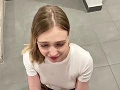 Blondine, Paar, Flashen, Hardcore, Pov, Öffentlich, Russisch