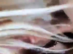 Svensk blond kvinna suger kuk