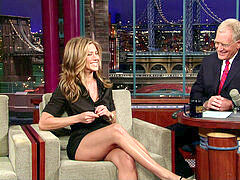 Jennifer Aniston gam show !