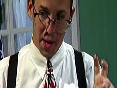 Tussi, Braunhaarige, Fingern, Lesbisch, Büro, Muschi, Titten, Spielzeuge