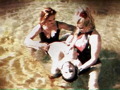 Lieveling, Bruinharig, Rondborstig, Lesbisch, Likken, Masseren, Masturbatie, Natuurlijke tieten