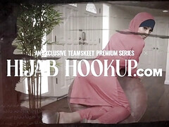 Grote lul, Pijpbeurt, Naakte man aangeklede vrouw, Diep in de keel, Hardcore, Hd, Kut duiken, Tiener