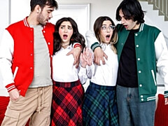 18 летние, Большая жопа, Большой член, Минет, Собачьи, Вчетвером, Натуральные сиськи, Сиськи