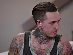 Amateur, Grosse bite, Néerlandais, Chevaucher, Transsexuelle, Tatouage