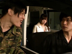 Asiatique, Gros seins, Plantureuse, Éjaculation interne, En levrette, Groupe, Japonaise, Nénés