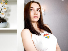 18 летние, Брюнетки, Порнозвезда, Соло, Молоденькие