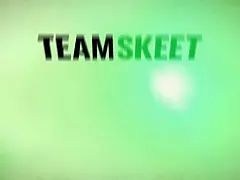 Минет, Собачьи, Женщины, Натуральные сиськи, Нудисты, Оргазм, Рыжие, Юбки