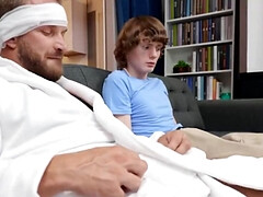 18 jahre, Braunhaarige, Schwanz, Würgen, Schwul, Handjob, Hardcore, Jungendliche (18+)