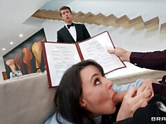 Большая жопа, Большой член, Минет, Брюнетки, Собачьи, Натуральные сиськи, Молоденькие, Сиськи