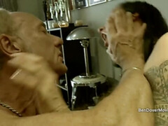 Любители, Язык в попке, Брюнетки, Глубокая глотка, Секс без цензуры, Хд, Огромные размеры, Поцелуи