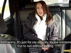 Gros seins, Sucer une bite, Tromperie, Couple, En levrette, Doigter, Branlette thaïlandaise, Pov