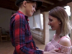 Cunnilingus, Acercamiento, Consolador, Besar, Lamidas, Strapon, Tatuaje, Adolescente