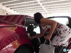 Gros seins, Sucer une bite, Brunette brune, Éjaculer dans la bouche, Tir de sperme, Talons, Mature, Mère que j'aimerais baiser