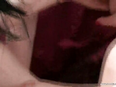 Grote mammen, Bruinharig, Hd, Lesbisch, Likken, Moeder, Kut duiken, Geschoren