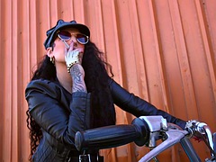 Садо мазо, Большие сиськи, Бондаж, Женское доминирование, Белье, Милф