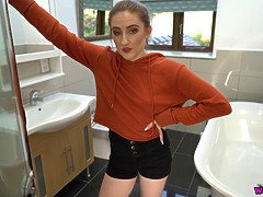 Mooi, Brits, Hd, Kut duiken, Douche, Mager, Tiener, Tieten likken