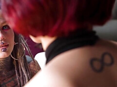 18 años, Anal, Besar, Lamidas, Lencería, Masturbación, Coño, Tetas