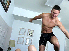 Tir de sperme, Petite femme