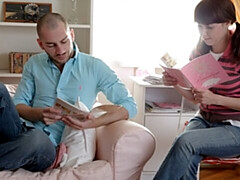 Gros cul, Grosse bite, Sucer une bite, En levrette, Cheveux courts