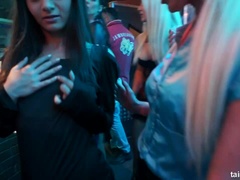 Rubia, Morena, Besar, Lesbiana, Lamidas, Fiesta, Estrella porno, Intercambio de parejas