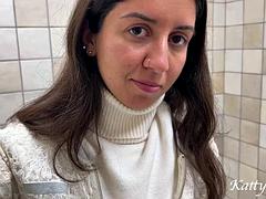 Минет, Семяизвержение, Чешки, Секс без цензуры, От первого лица, На публике, Русские, Молоденькие